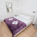 Bela Gæstehus 4*
