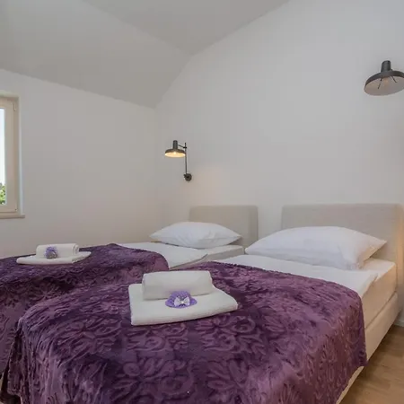 Πανσιόν Bela 4*
